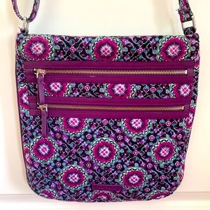 Vera Bradley triple zip hipster in lilac medallion